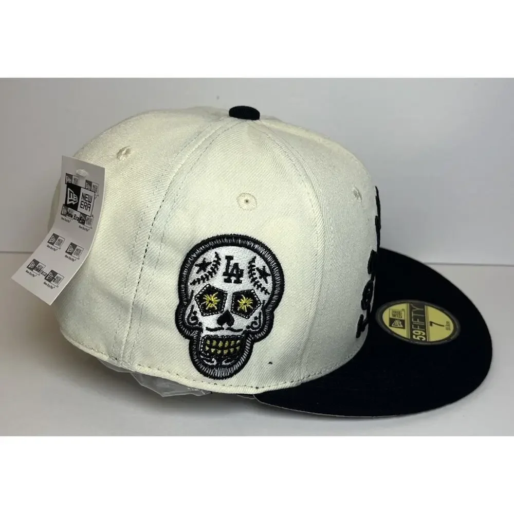 New Era 59FIFTY Los Angeles Dodgers Sugar Skull Fitted Hat Size 7 Off-White/Blac